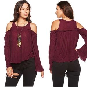 Chaser Bell Sleeve Cold Shoulder Bohemian Top Sangria Medium Festival Indie